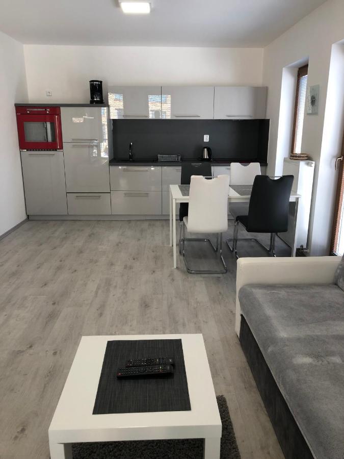 Apartmany Sofia Kamenice Nad Lipou Buitenkant foto